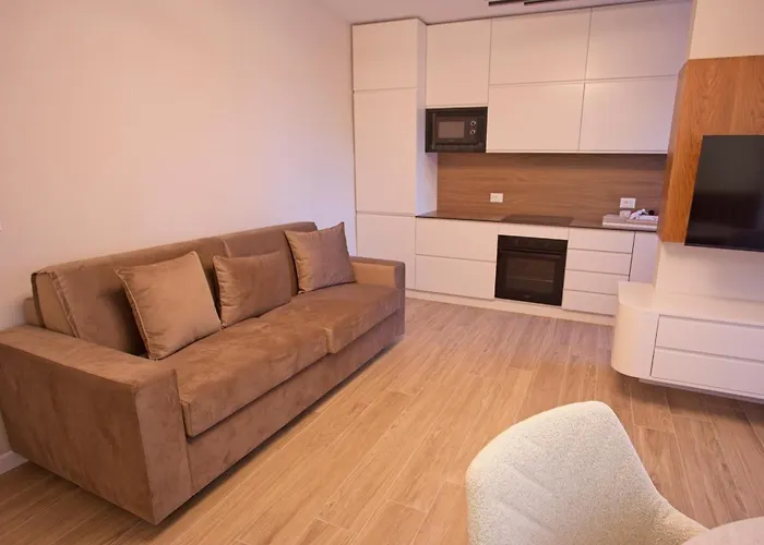 Perla's Centre Apartment Durres